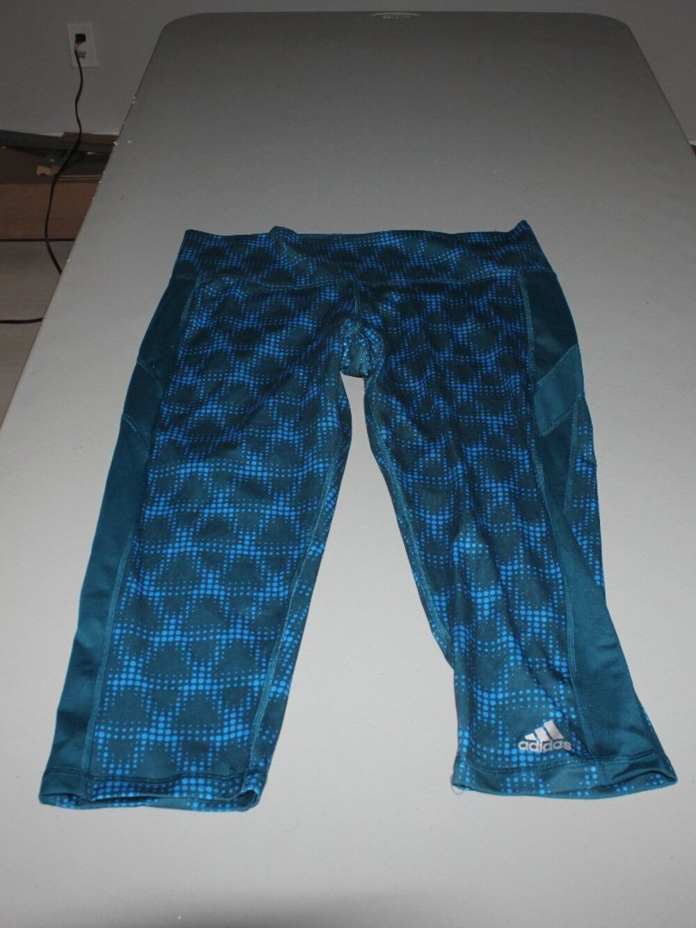 Blue & Green Adidas Running Capris Size Large